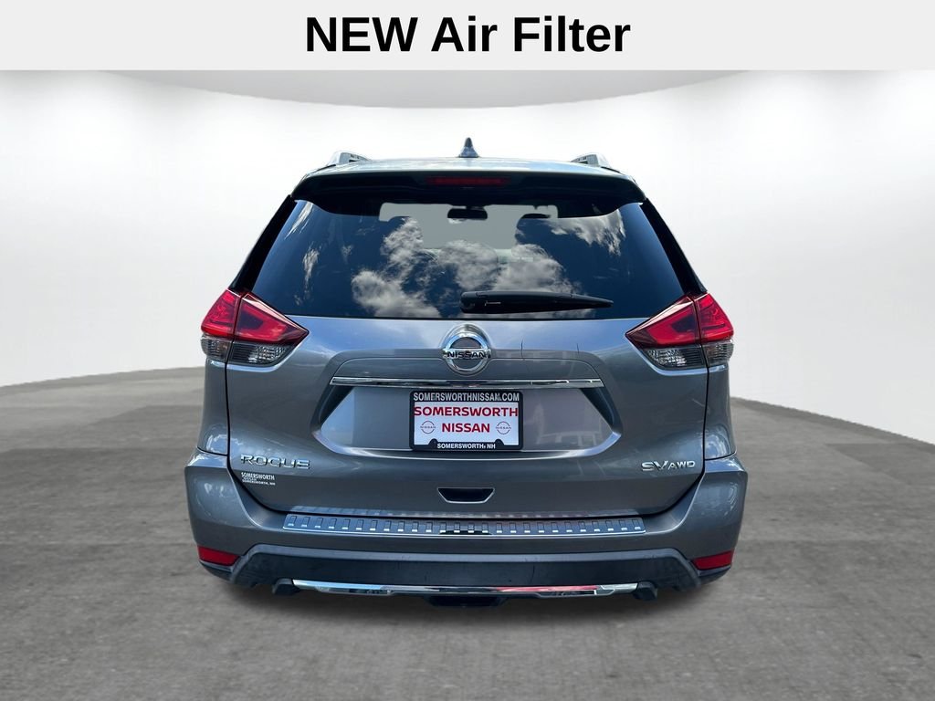Used 2017 Gray Nissan SV image 7