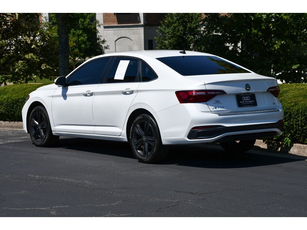 Used 2023 Opal White Pearl Volkswagen SE image 6