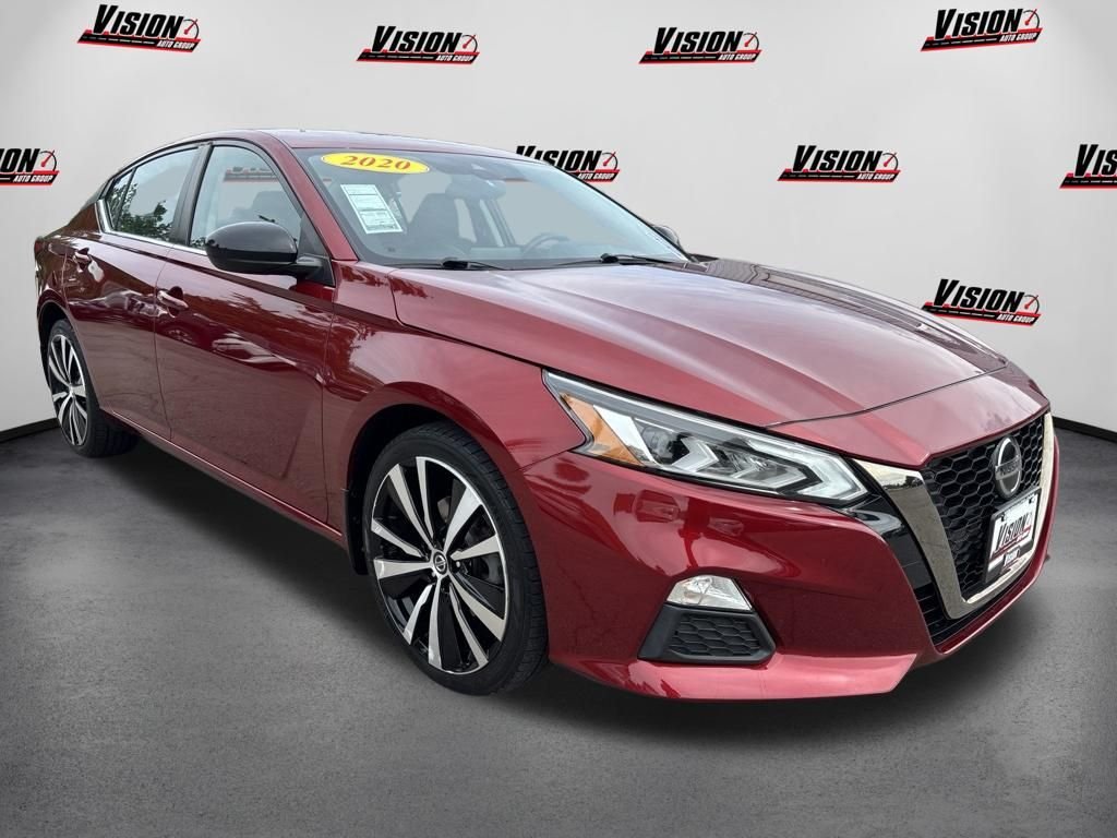 Used 2020 Red Nissan 2.5 SR image 3