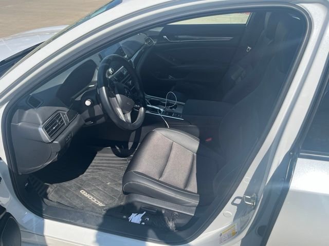 Used 2022 White Honda Sport image 4