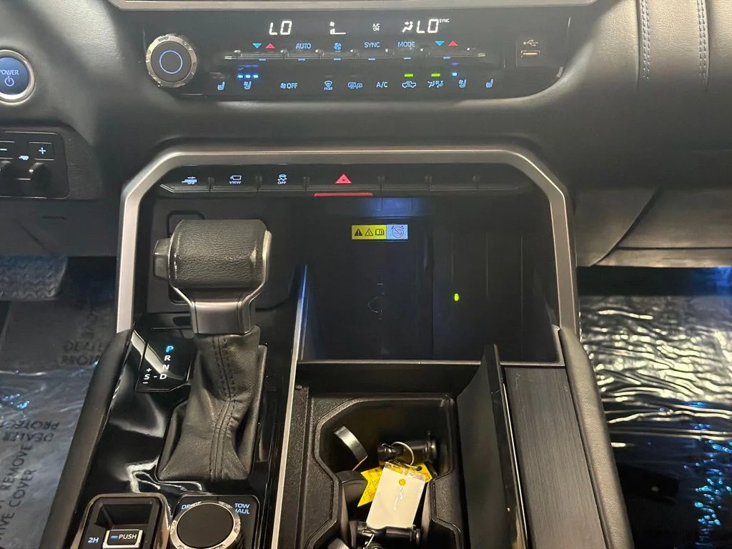 Used 2022 Wind Chill Pearl Toyota Platinum image 15
