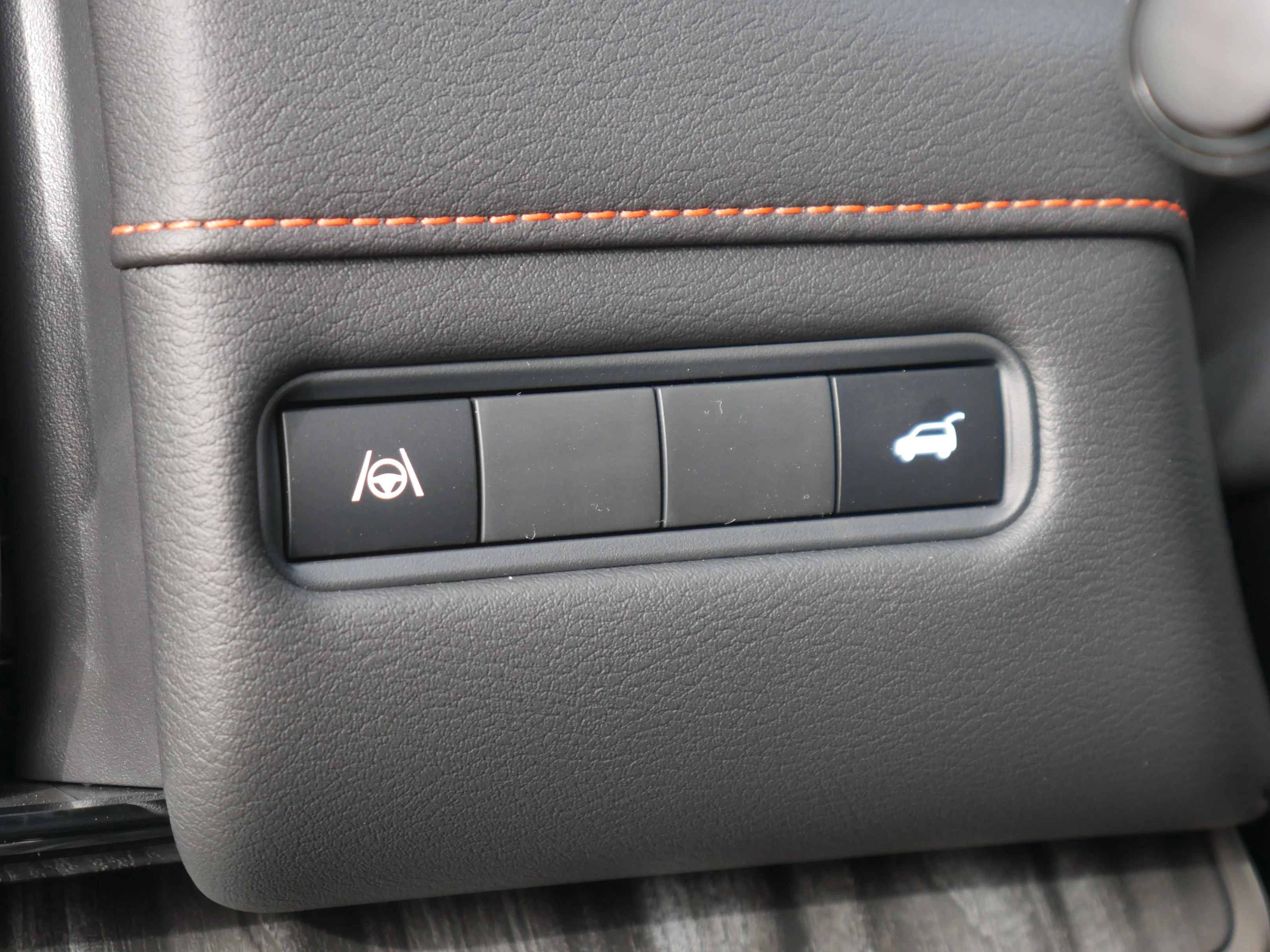 2026 Nissan Armada PRO-4X - Photo 6