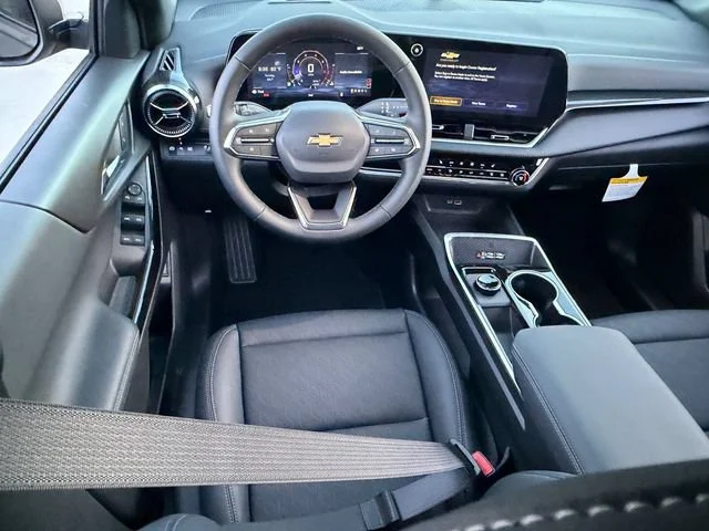 New 2027 Mosaic Black Metallic Chevrolet LT image 9
