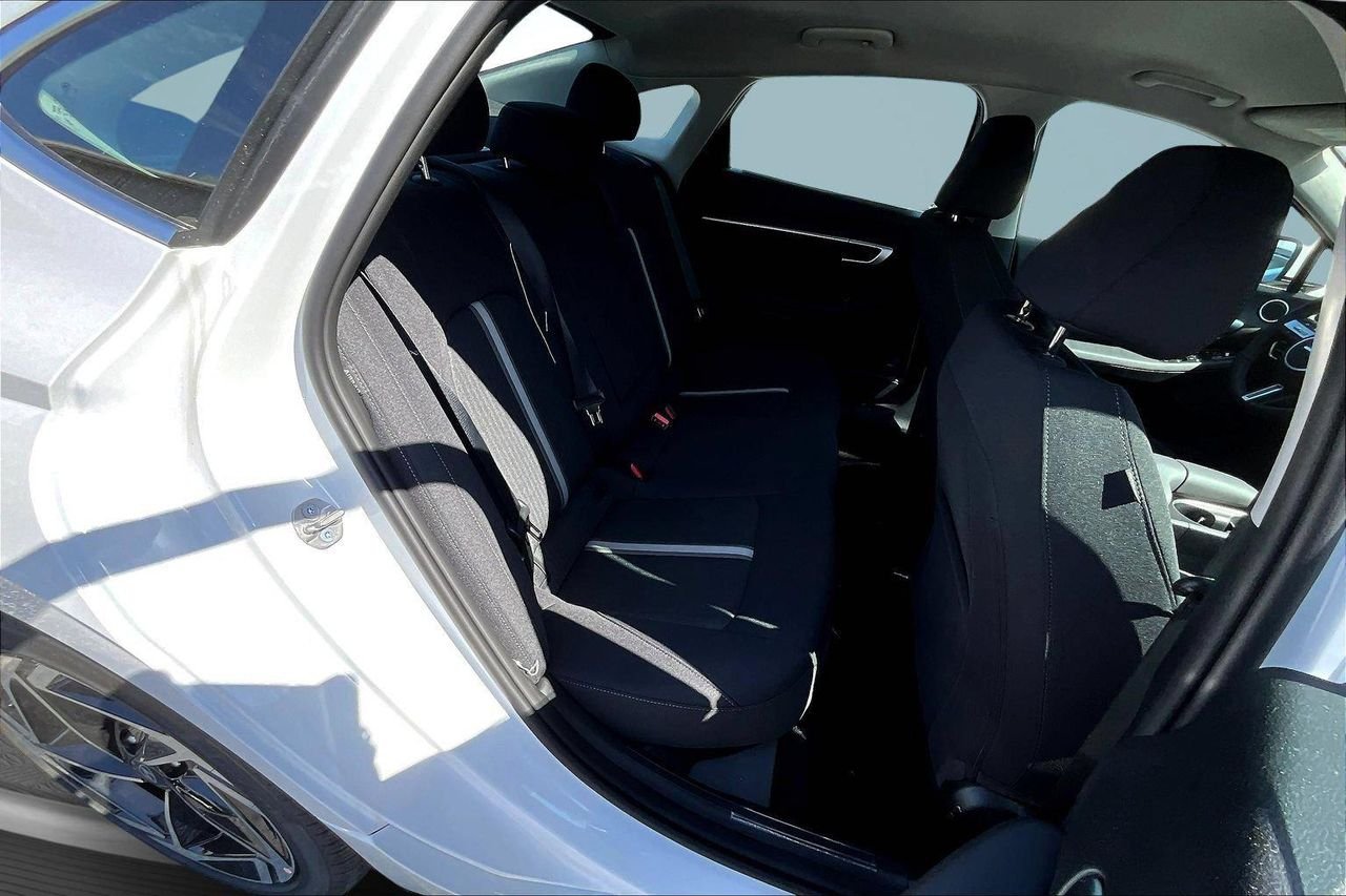 New 2026 White Hyundai SEL Sport image 27