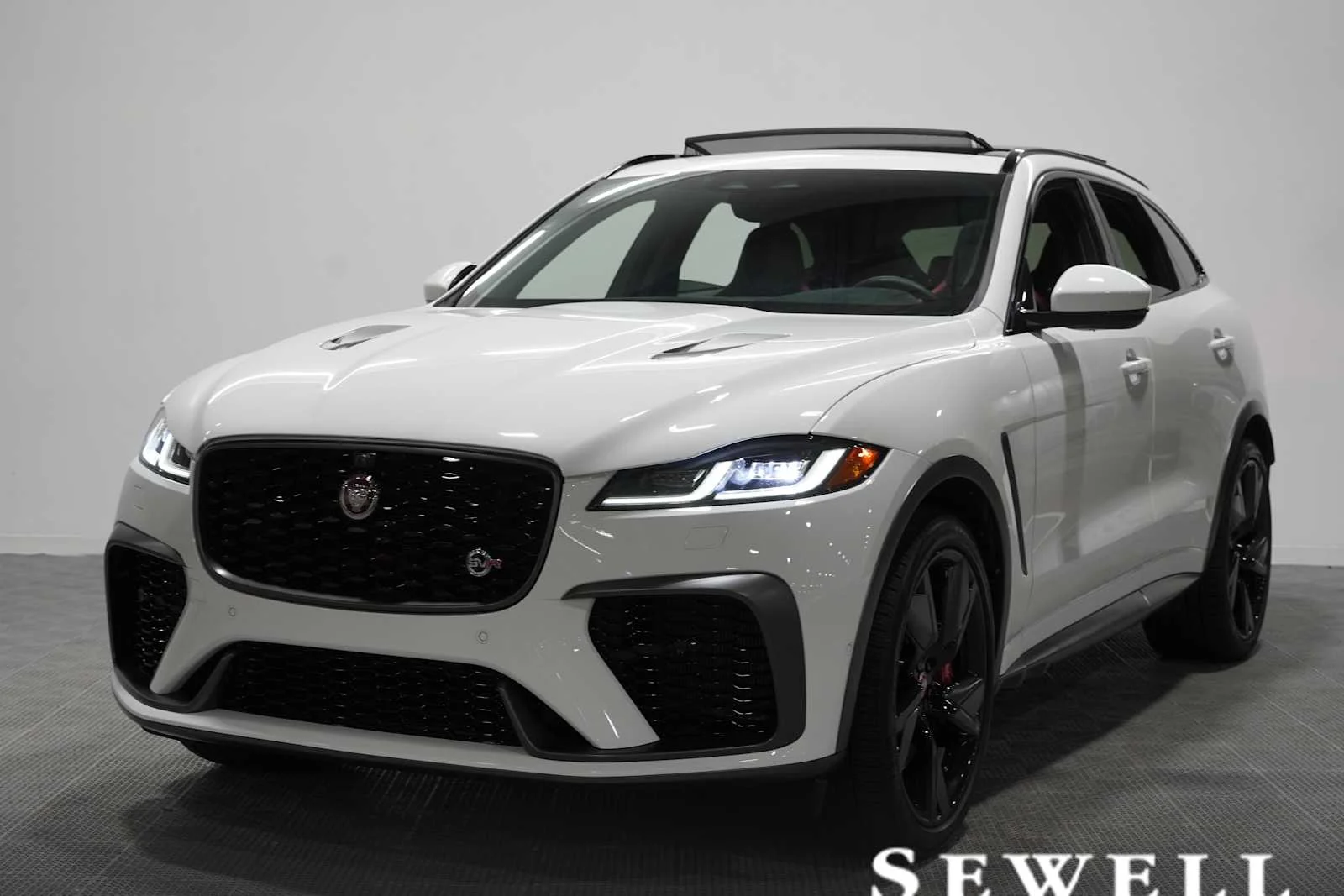 2022 Jaguar F-PACE SVR AWD's photo