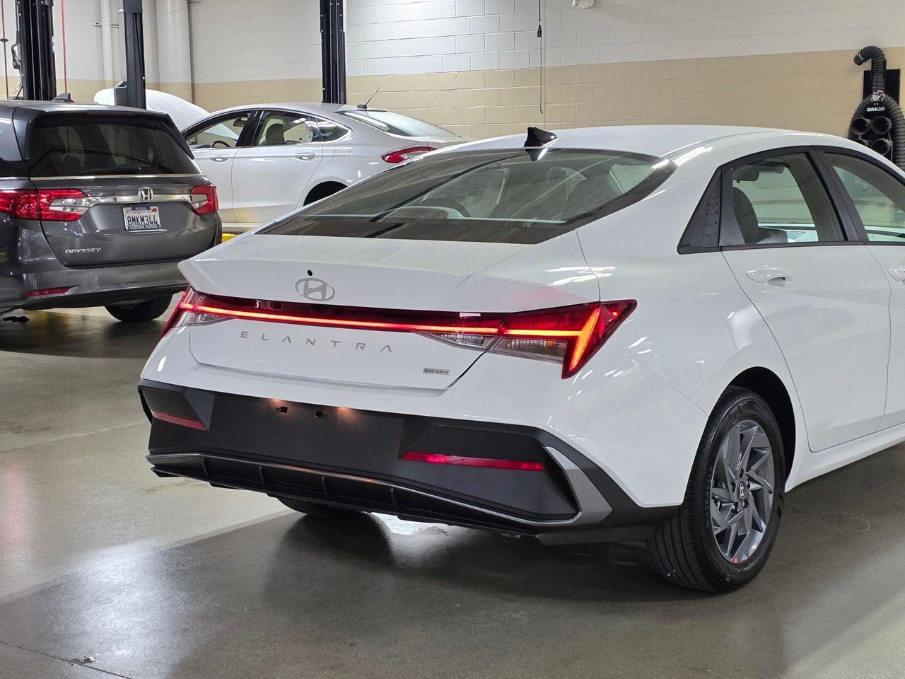 New 2026 Serenity White Hyundai Blue image 11