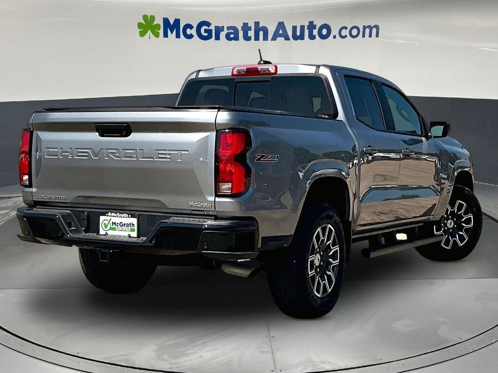 Used 2024 Gray Chevrolet Z71 image 7