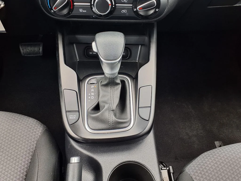 Used 2025 Black Kia LX image 27