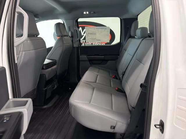New 2026 Oxford White Ford XL image 29