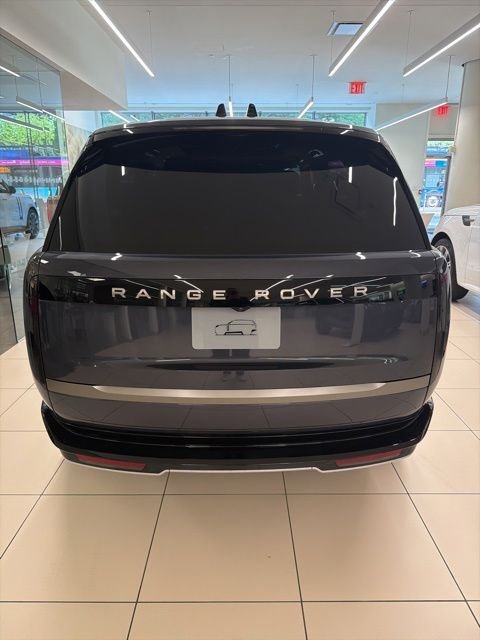 New 2026 Varesine Blue Land Rover SE image 3