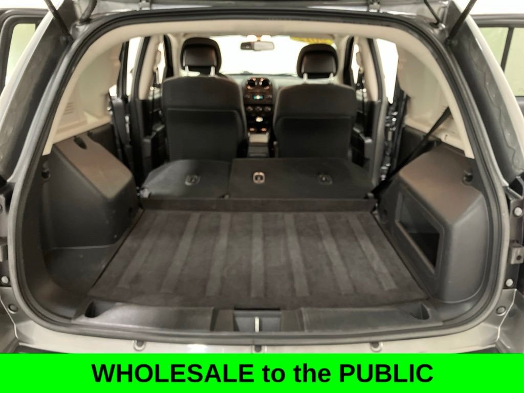 Used 2012 Gray Jeep Latitude image 11