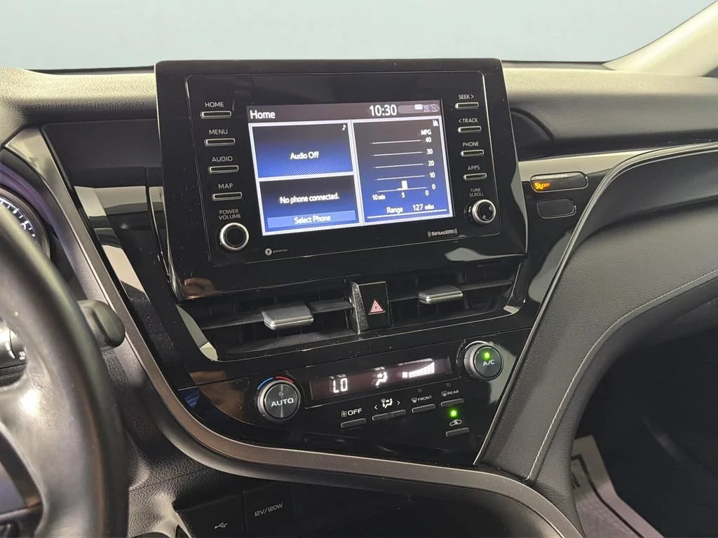 2021 Toyota Camry SE - Photo 21