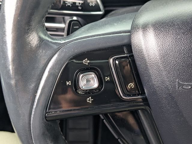 Used 2020 Silver Lincoln Standard image 23