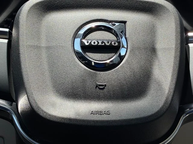 New 2026 Vapour Grey Volvo Plus image 27
