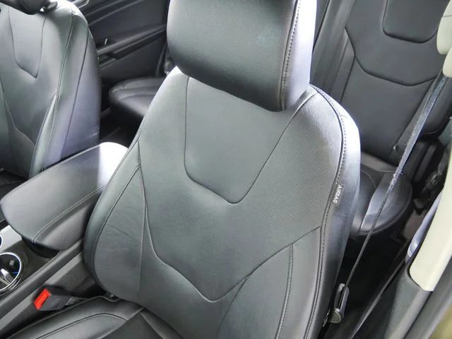 Used 2015  Ford Titanium image 20