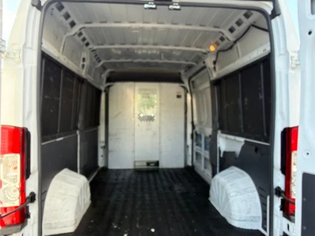 Used 2019 White Ram High Roof image 22