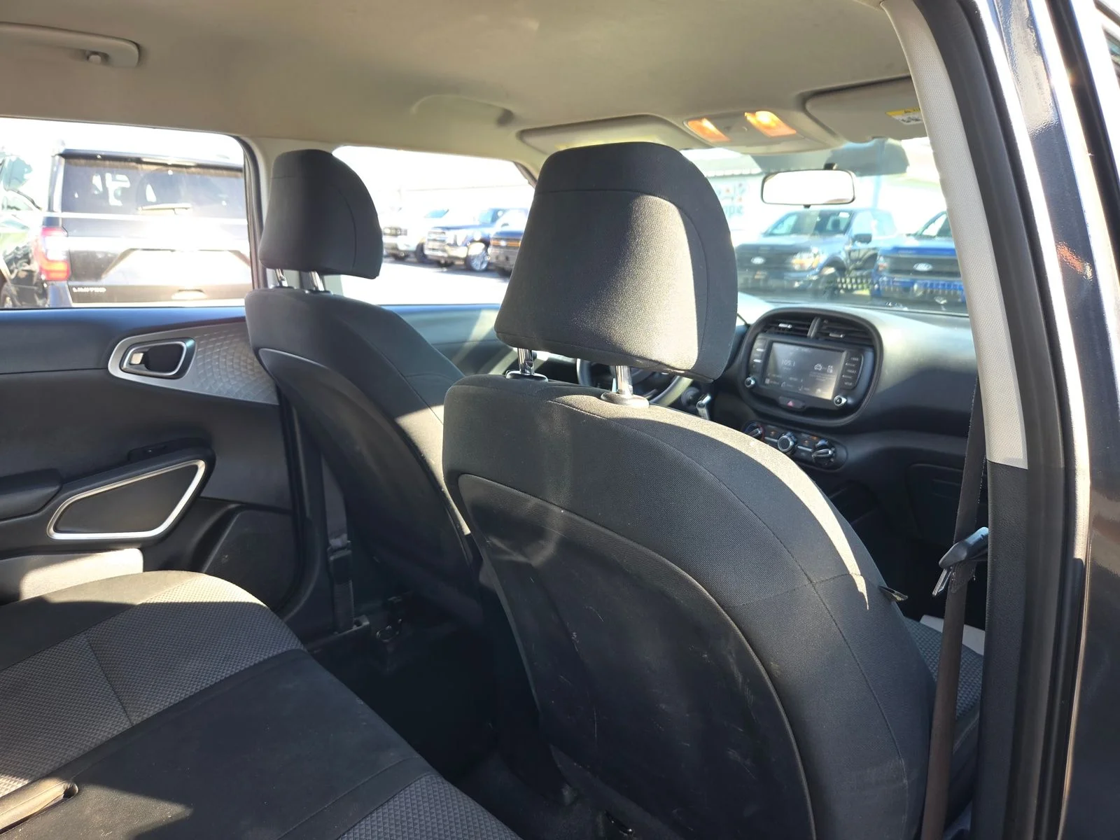 Used 2022 Gray Kia LX image 27