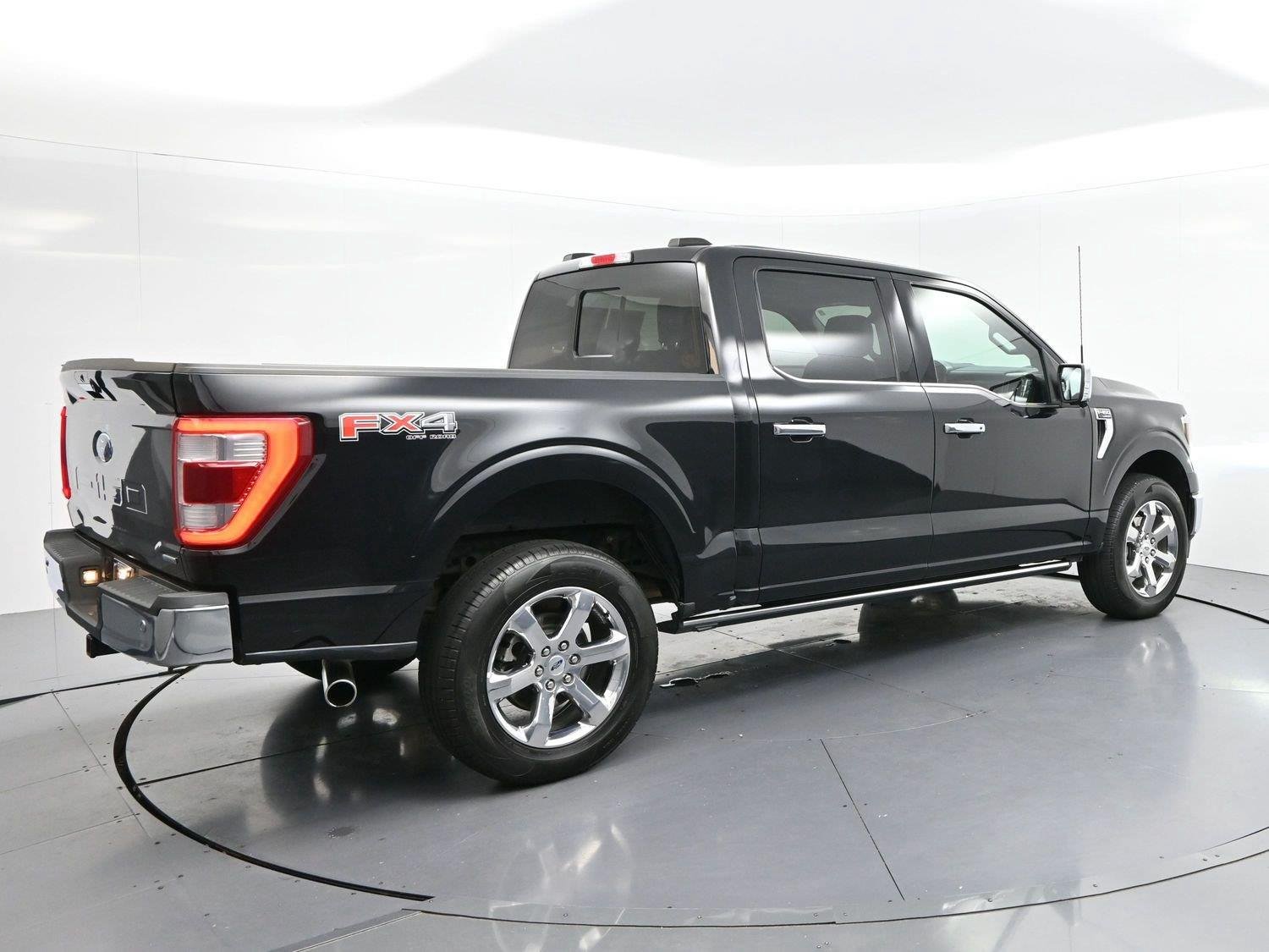 Used 2023 Agate Black Metallic Ford XL image 7