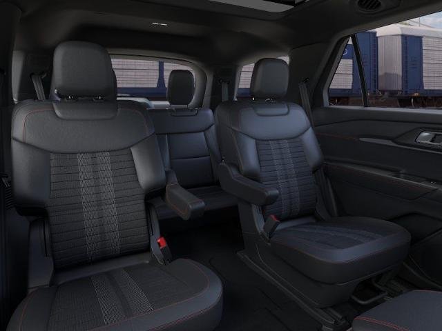 New 2026 Star White Metallic Tri-Coat Ford ST-Line image 34