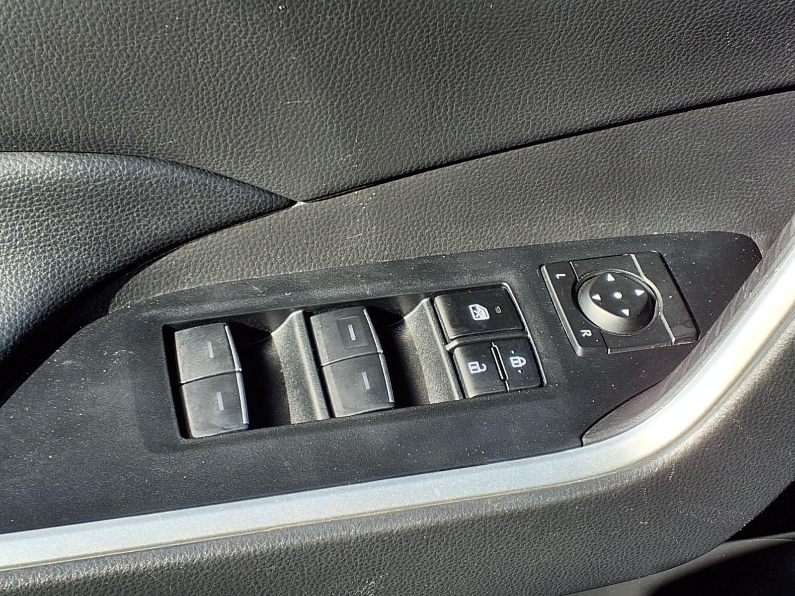 Used 2024  Toyota XLE image 7