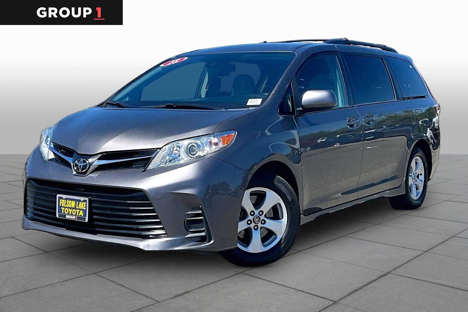 2018 Toyota Sienna LE