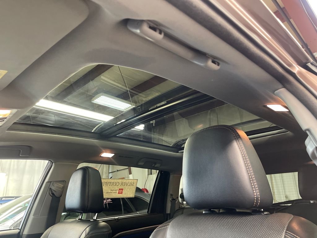 Certified Used 2017 Brown Toyota Limited image 12