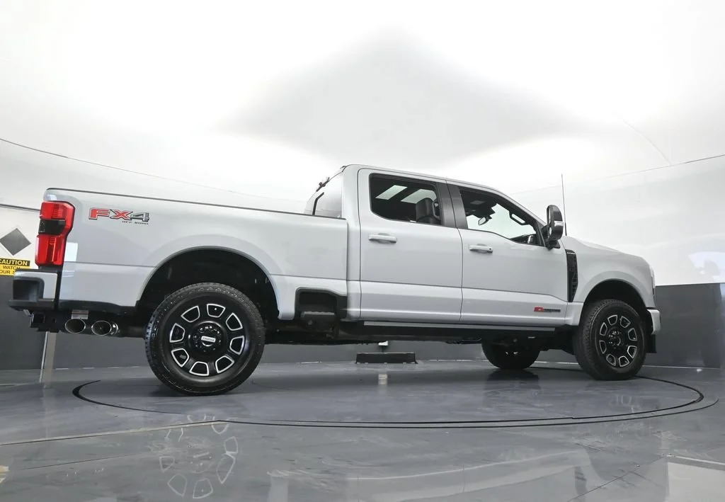 Used 2026 Gray Ford XL image 77