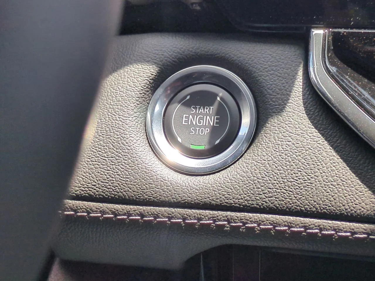 2025 Chevrolet Colorado LT - Photo 17