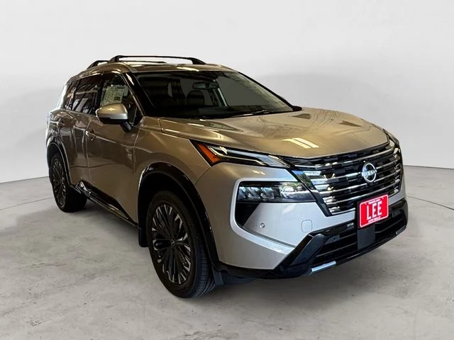 New 2026 Champagne Silver Metallic Nissan Platinum image 8