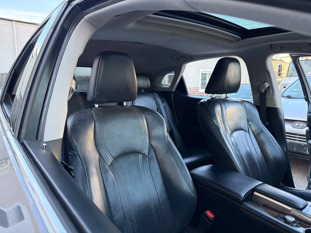 Used 2019 Gray Lexus 350 image 11