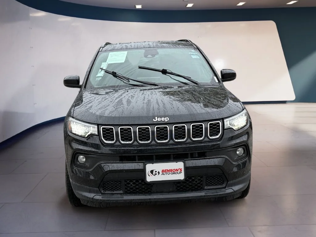 Used 2024 Black Jeep Latitude image 8