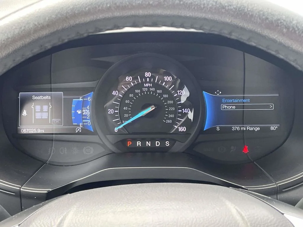 Used 2024 Gray Ford SEL image 29