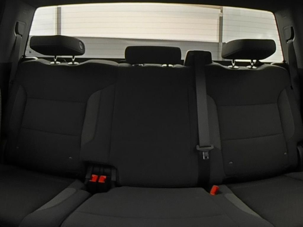 2025 Chevrolet Silverado 1500 Custom - Photo 13