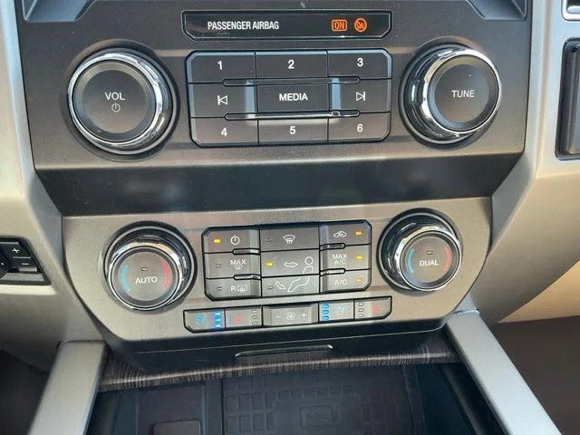 Used 2021 Agate Black Metallic Ford Lariat image 42