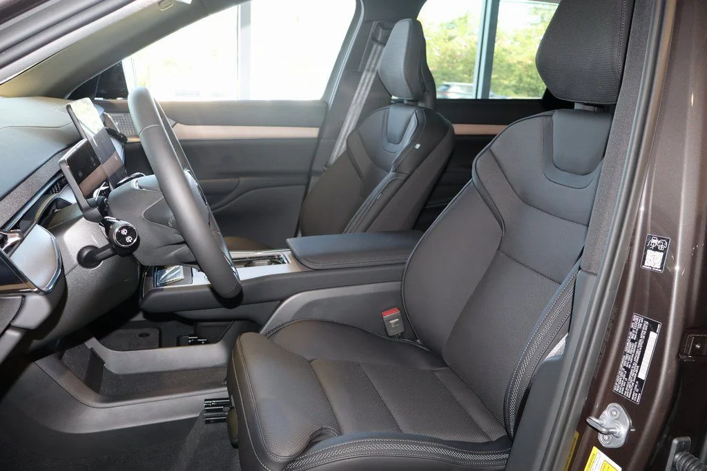 New 2025  Volvo Twin Motor Ultra image 9
