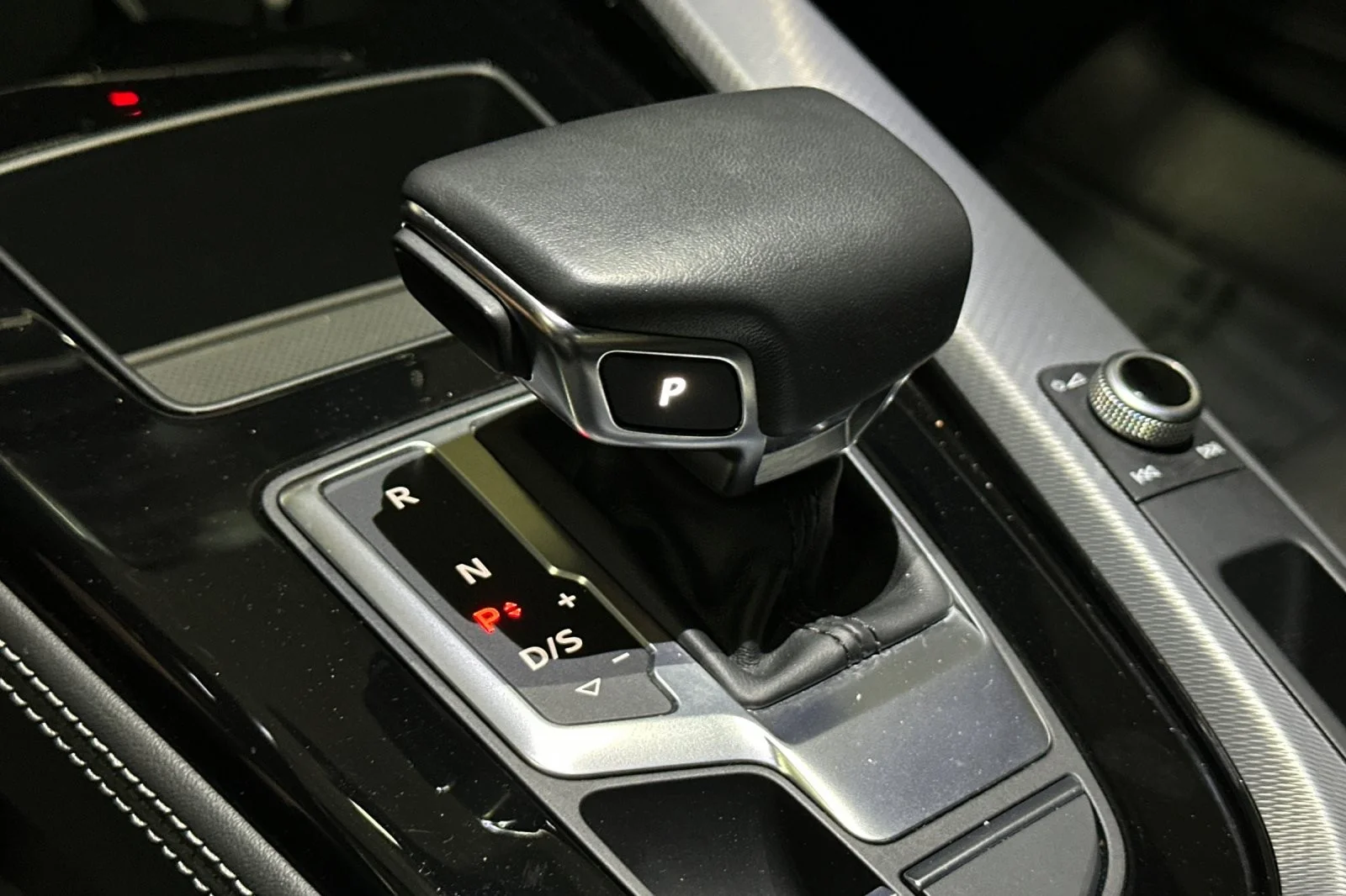 Used 2023 Ibis White Audi S line Prestige 45 TFSI quattro image 20