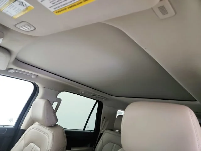 Used 2024 White Ford Limited image 15