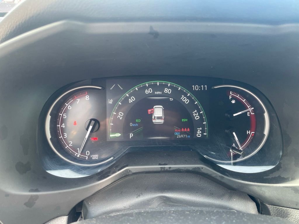 2024 Toyota RAV4 XLE - Photo 24