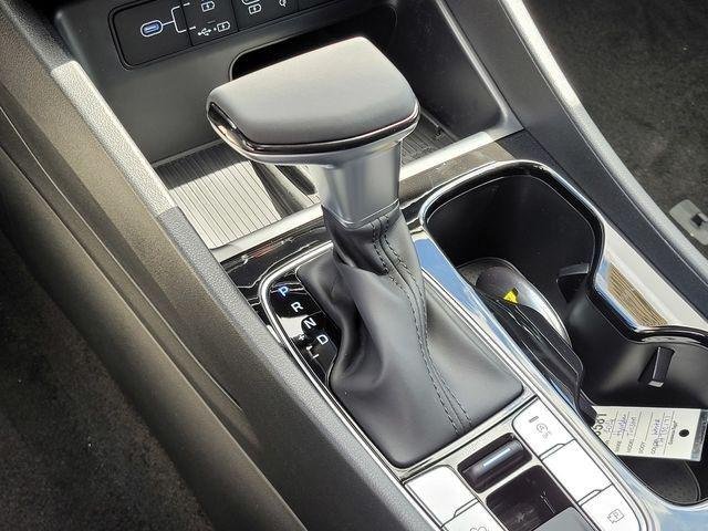 New 2026 White Hyundai SEL Premium FWD image 21