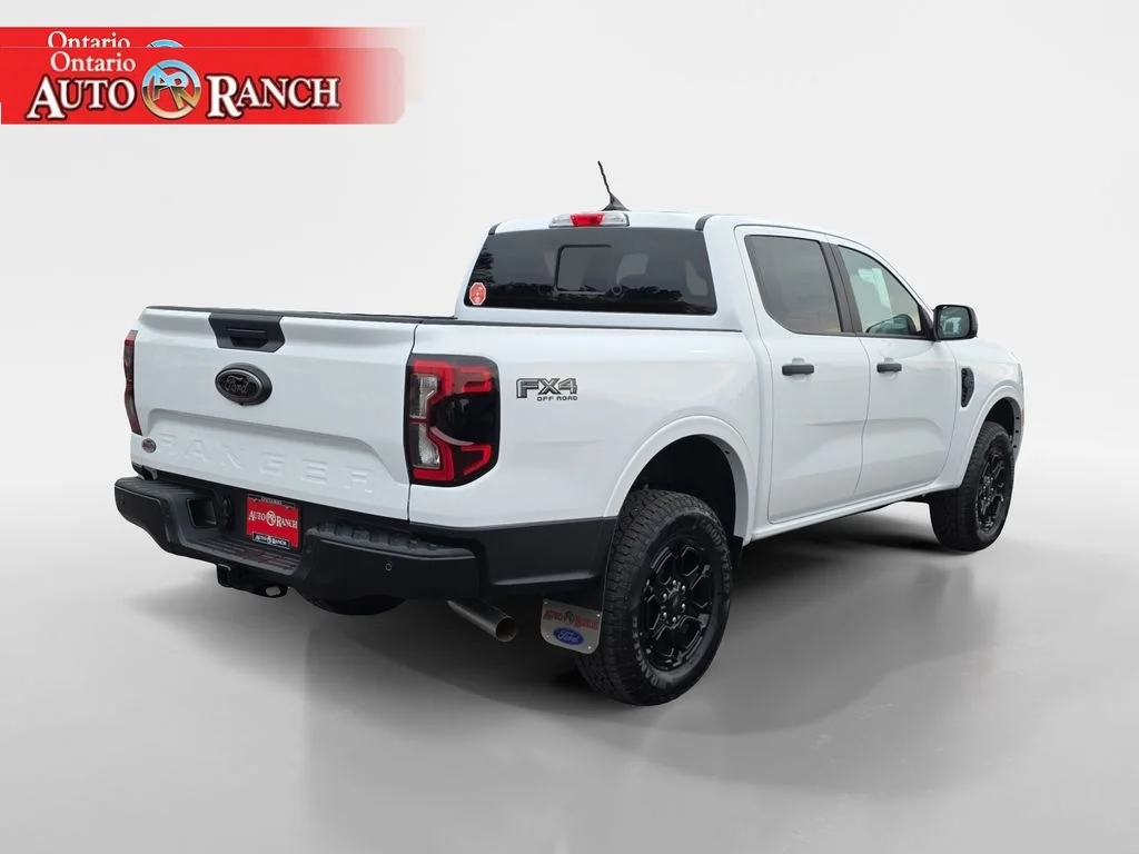 New 2026 OXFORD WHITE Ford XLT image 5