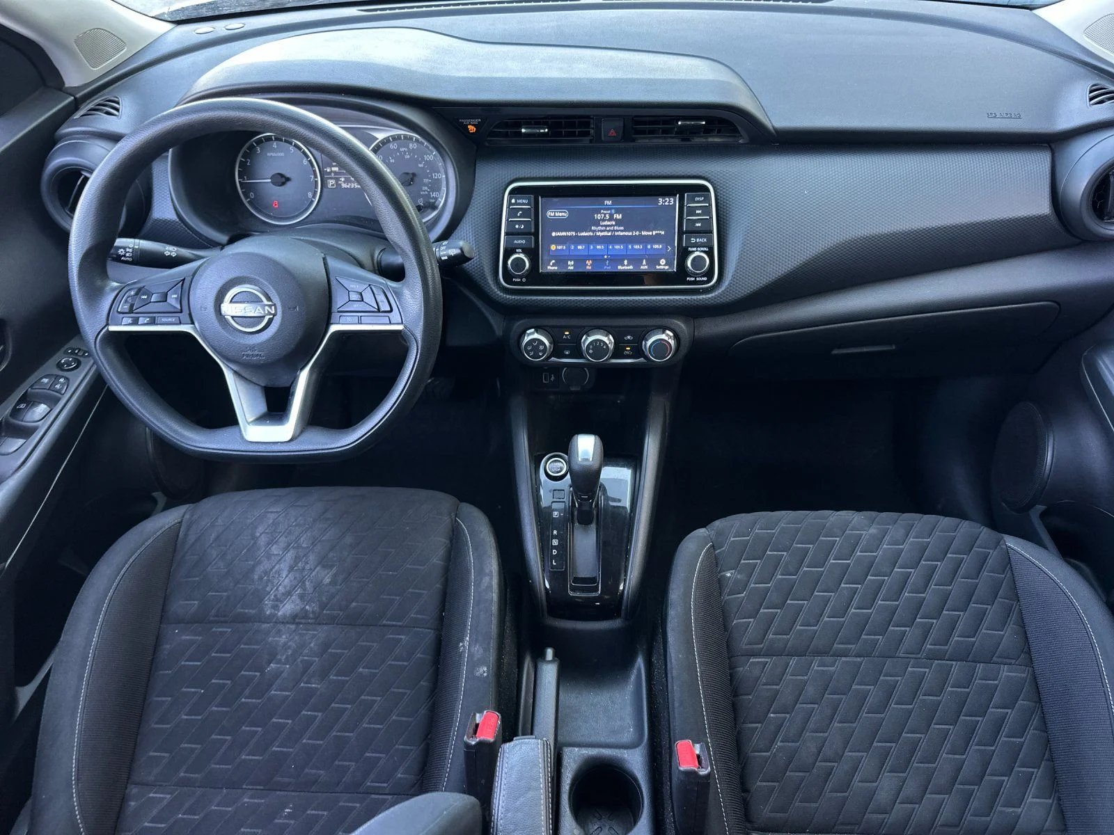Used 2022 Super Black Nissan S image 12