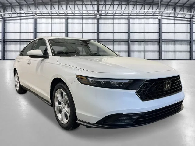 New 2026 Platinum White Pearl Honda LX image 8