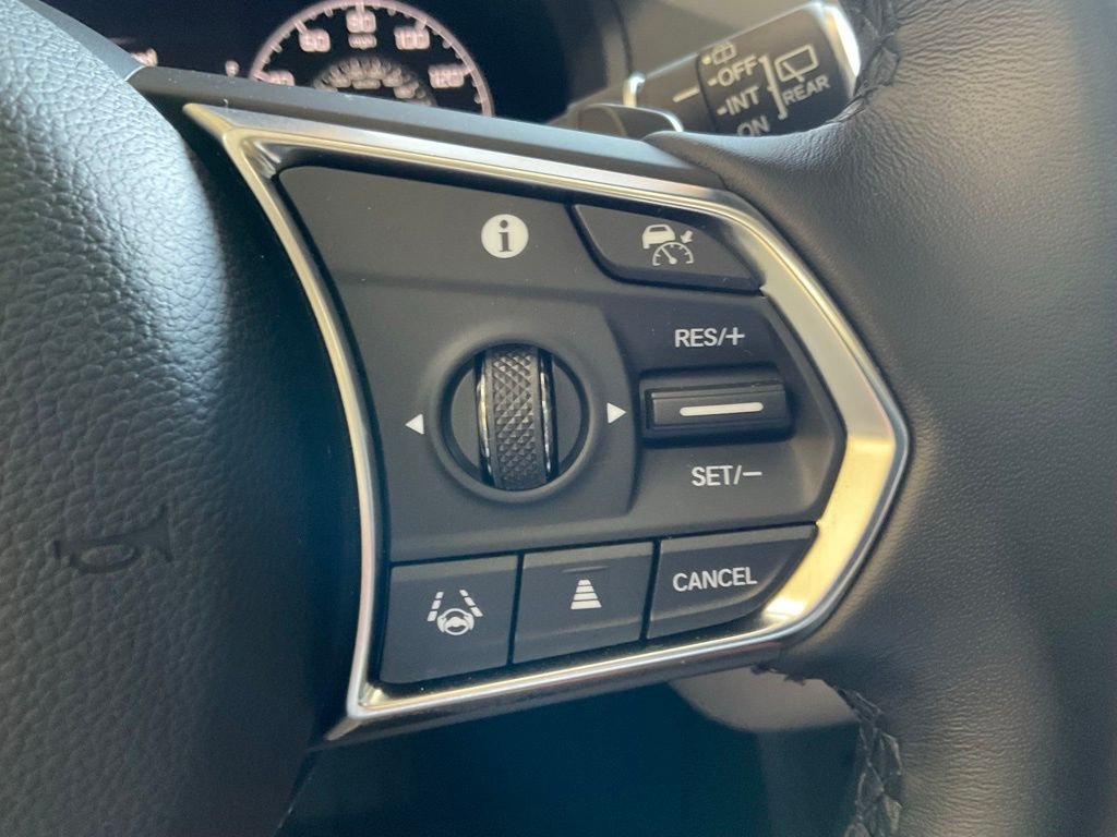 Used 2024  Acura Base image 14