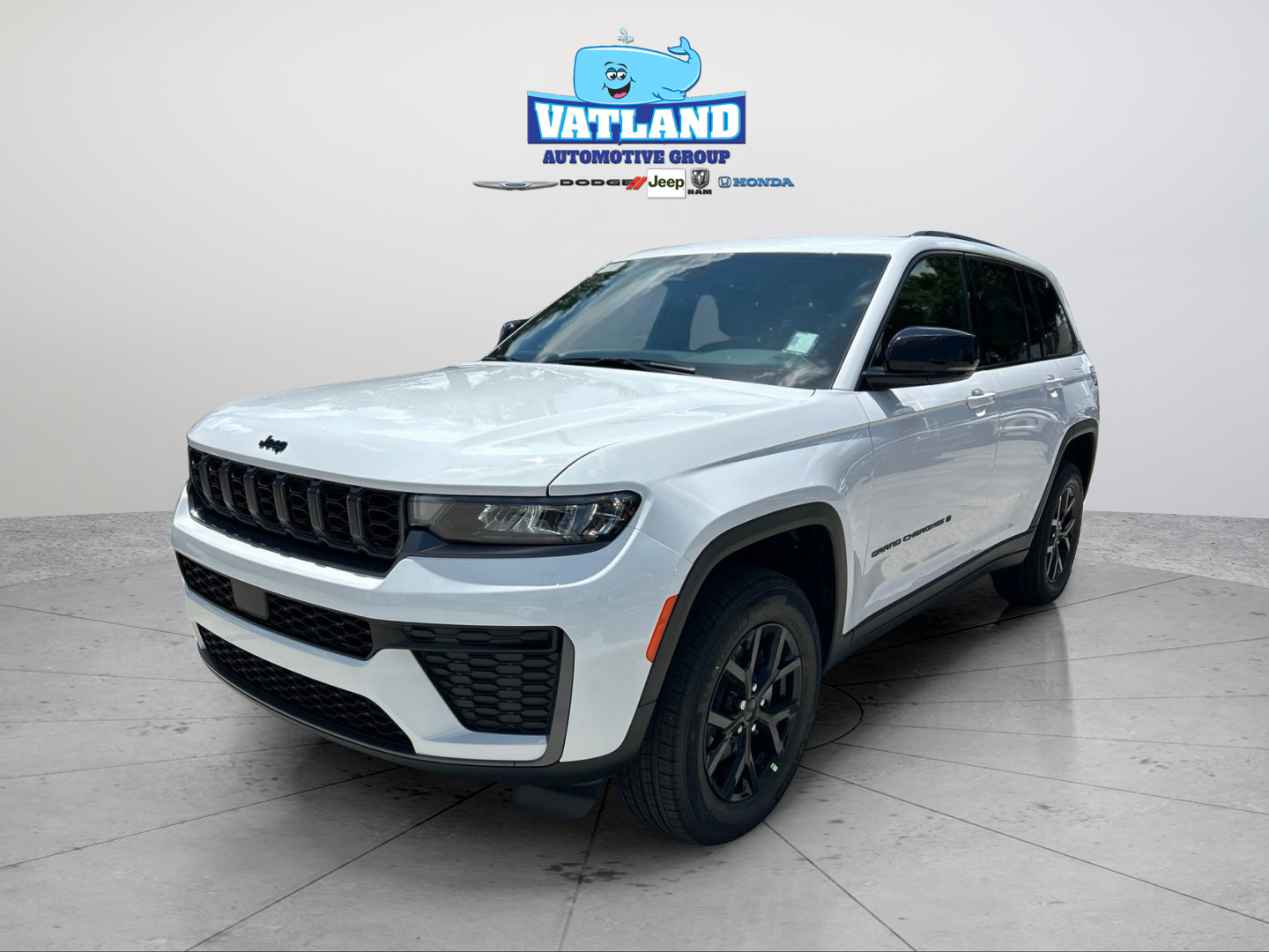 New 2026 Bright White Clear-Coat Exterior Paint Jeep Laredo Altitude image 20