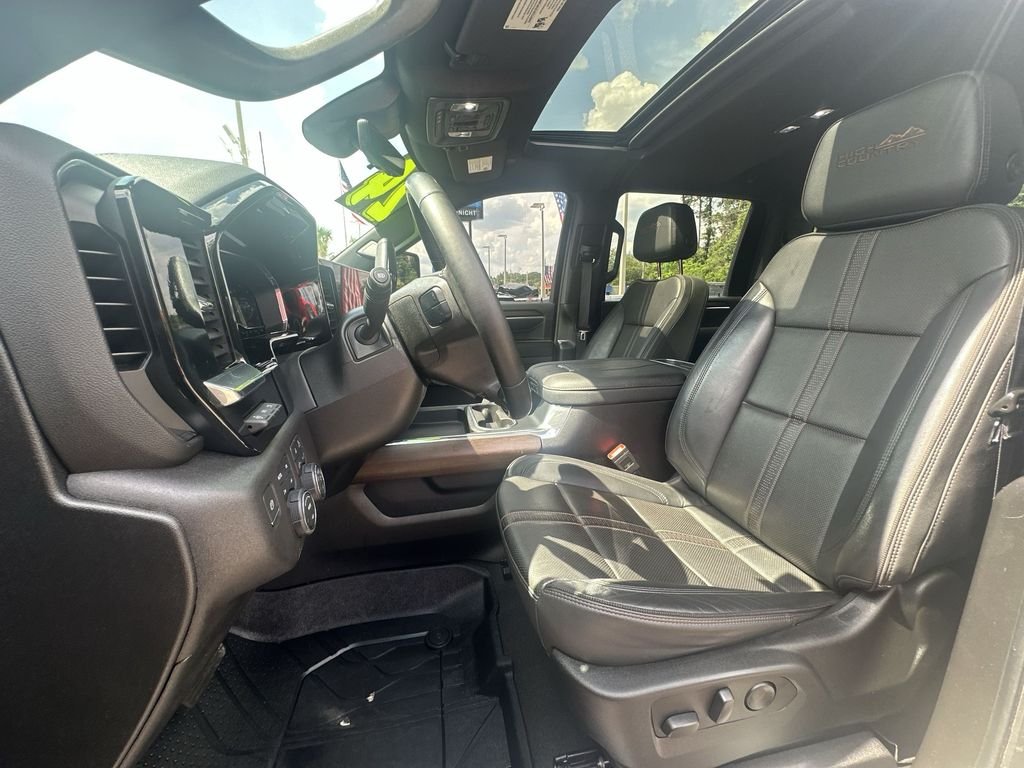 Used 2024 Black Chevrolet High Country image 20