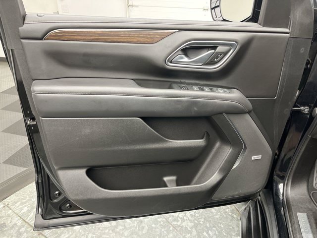 Used 2021 Black Chevrolet High Country image 8