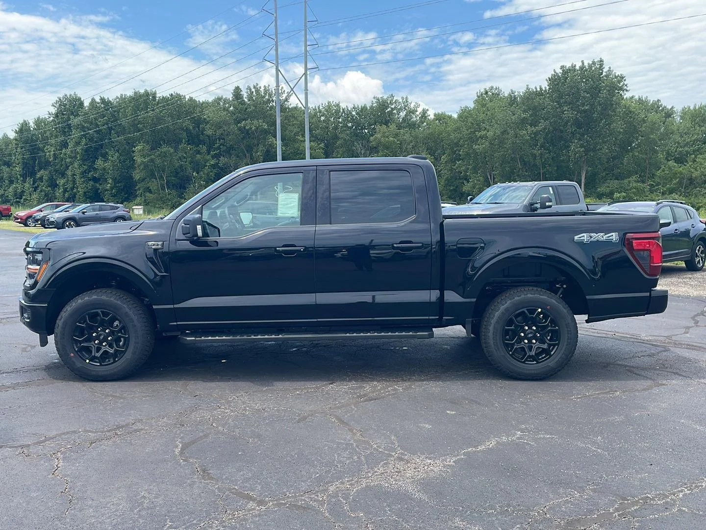 New 2026 Agate Black Metallic Ford XLT image 2