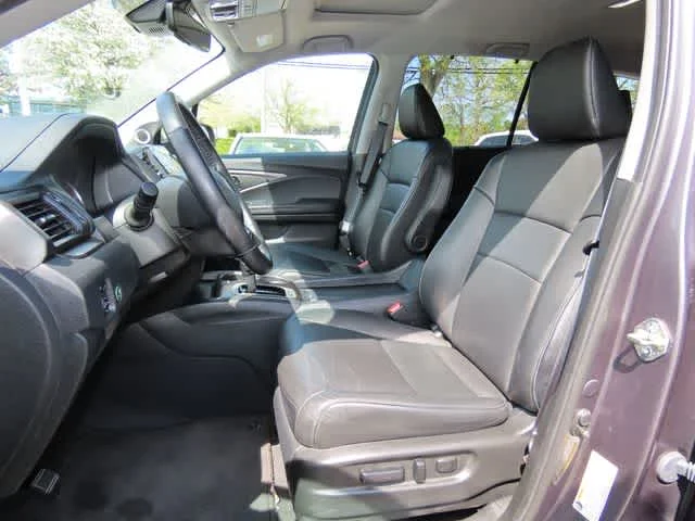 Used 2020 Modern Steel Metallic Honda EX-L image 14