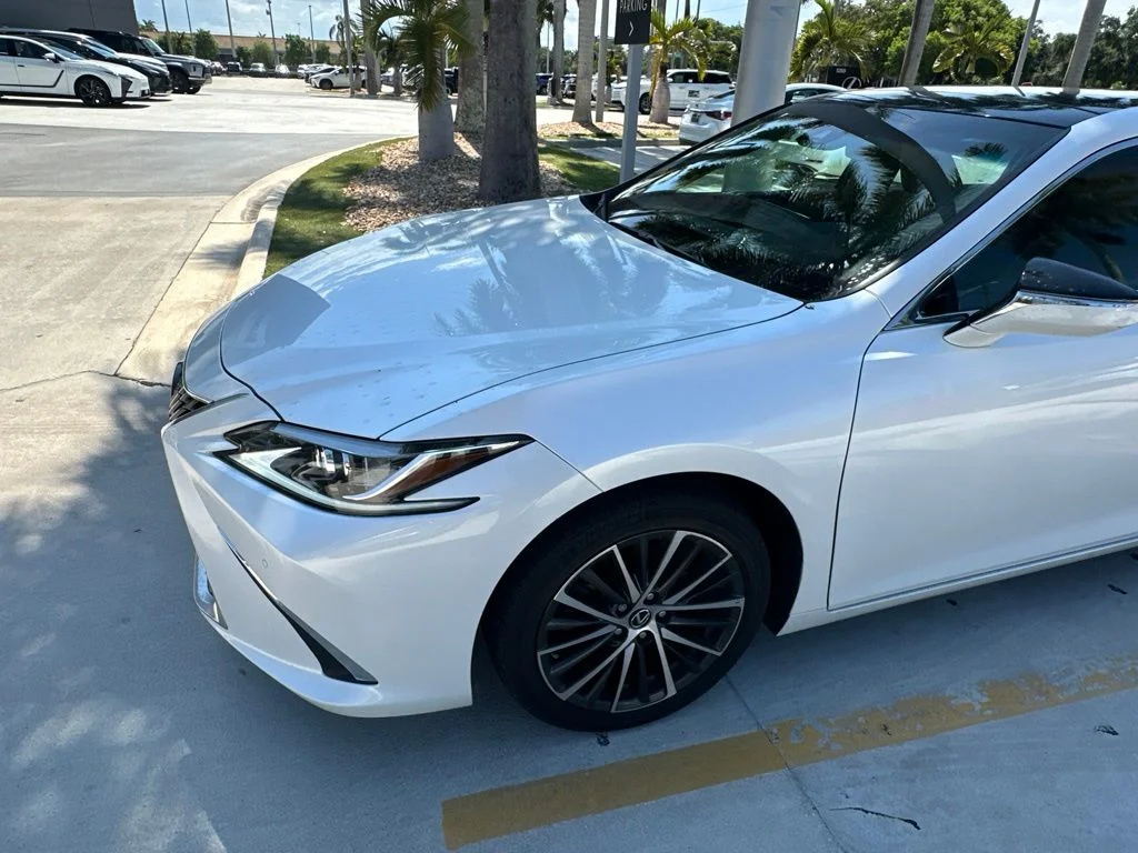 Used 2023 Eminent White Pearl Lexus 350 image 8