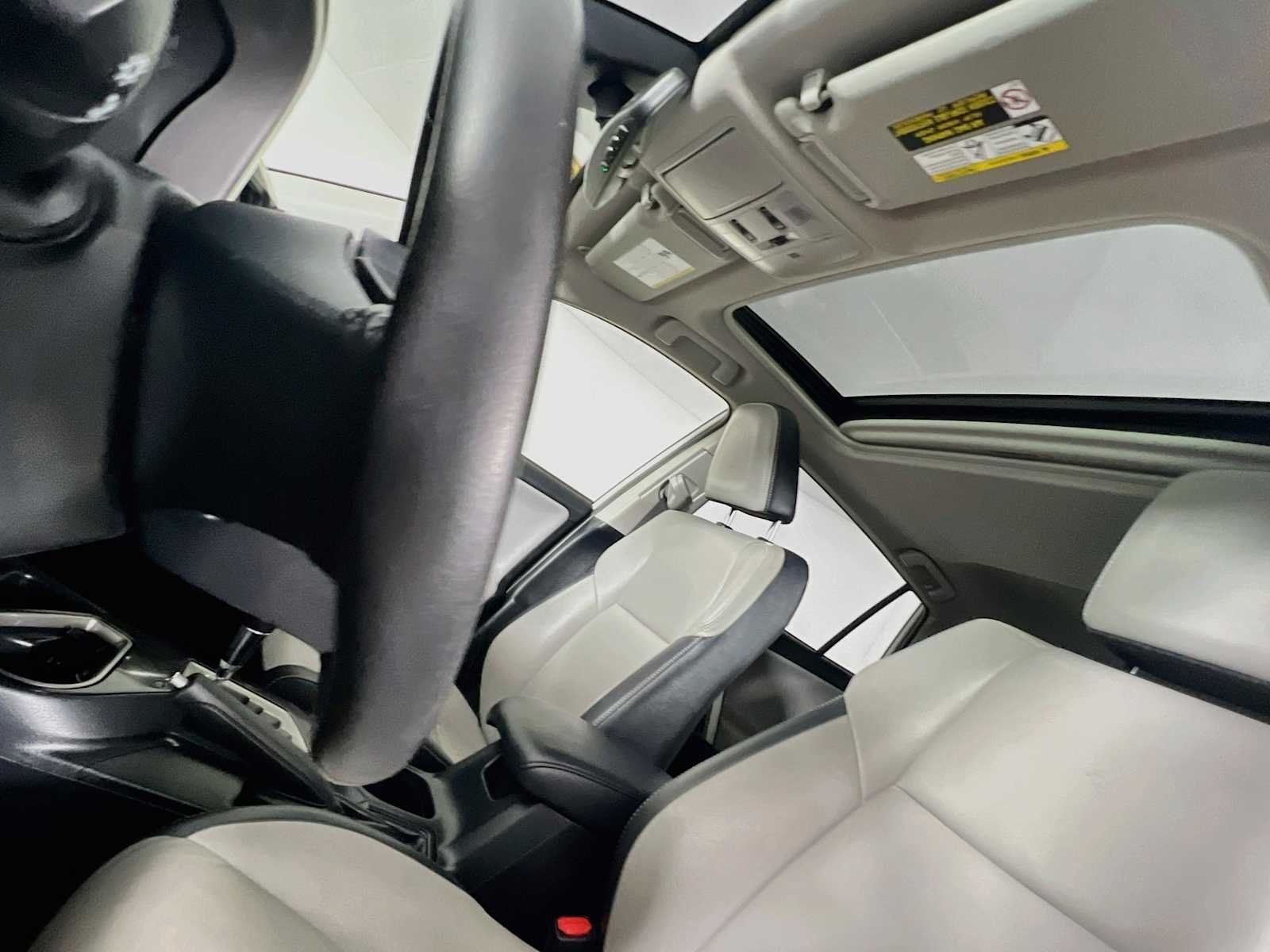 Used 2018 Blizzard Pearl Toyota Limited image 23